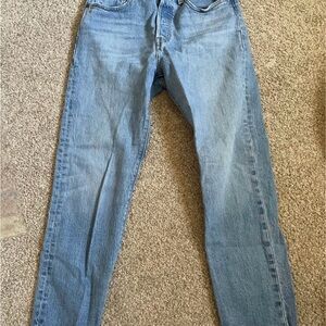 Levi's Classic Blue Straight Leg Jeans Timeless Style